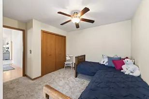 2562 Manitou Ln, White Bear Lake, MN 55110 - Photo 17