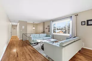 8671 Red Oak Dr, Eden Prairie, MN 55347 - Photo 9