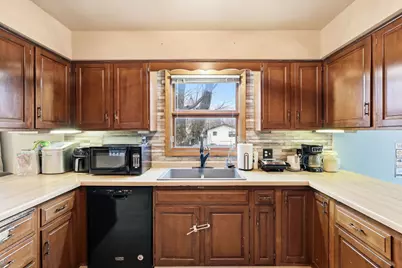 1209 Westwood Drive SW, Faribault, MN 55021 - Photo 5