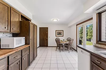 1700 E 116th Street, Burnsville, MN 55337 - Photo 9