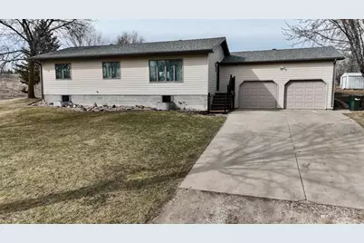 828 W Birch Avenue, Fergus Falls, MN 56537 - Photo 55