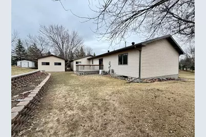 828 W Birch Avenue, Fergus Falls, MN 56537 - Photo 47