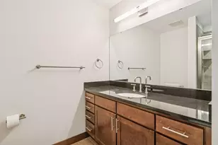 317 Groveland Ave, Minneapolis, MN 55403 - Photo 15