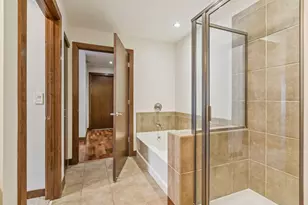 317 Groveland Ave, Minneapolis, MN 55403 - Photo 17