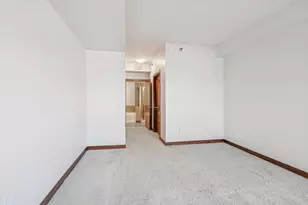 317 Groveland Ave, Minneapolis, MN 55403 - Photo 13