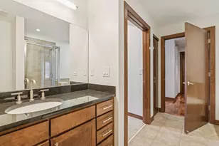 317 Groveland Ave, Minneapolis, MN 55403 - Photo 17