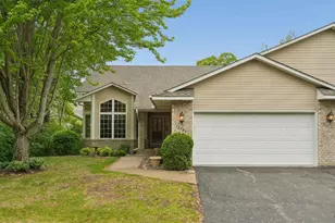 12783 Falcon Dr, Apple Valley, MN 55124 - Photo 3