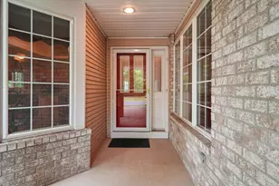 12783 Falcon Dr, Apple Valley, MN 55124 - Photo 5