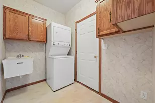 8040 Benjamin St NE, Spring Lake Park, MN 55432 - Photo 19