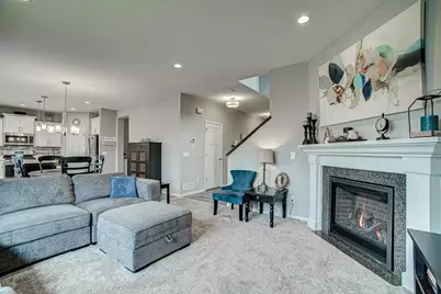 2046 Highland Circle, Hudson, WI 54016 - Photo 5
