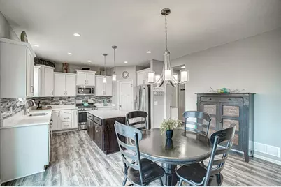 2046 Highland Circle, Hudson, WI 54016 - Photo 7