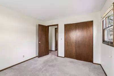 11045 Stanley Curve, Bloomington, MN 55437 - Photo 19