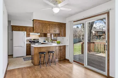 11045 Stanley Curve, Bloomington, MN 55437 - Photo 13