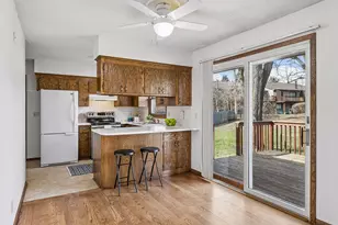 11045 Stanley Curve, Bloomington, MN 55437 - Photo 13