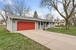 11045 Stanley Curve, Bloomington, MN 55437 - Photo 3