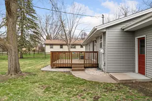 11045 Stanley Curve, Bloomington, MN 55437 - Photo 37