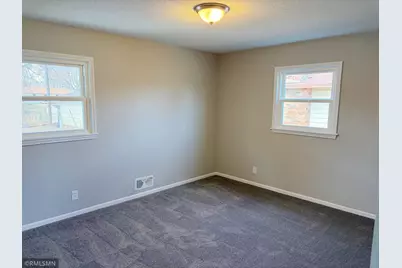7113 Halifax Avenue N, Brooklyn Center, MN 55429 - Photo 7
