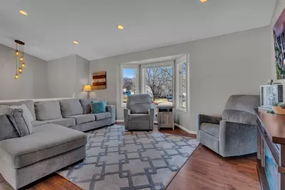 809 25th Avenue SW, Willmar, MN 56201 - Photo 7