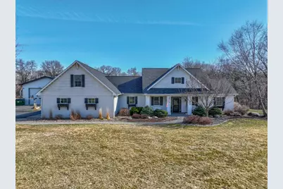 877 Yellowstone Trail, Hudson, WI 54016 - Photo 7