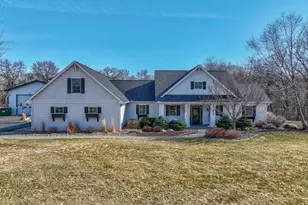 877 Yellowstone Trail, Hudson, WI 54016 - Photo 7