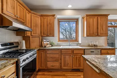 5131 Baker Road, Minnetonka, MN 55343 - Photo 9