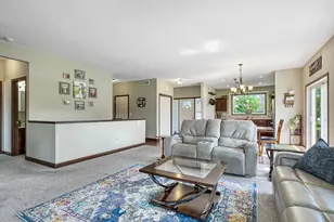 6024 158th St W, Apple Valley, MN 55124 - Photo 9