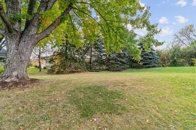 16988 Weaver Lake Drive, Maple Grove, MN 55311 - Photo 45