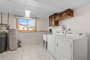 16988 Weaver Lake Dr, Maple Grove, MN 55311 - Photo 35