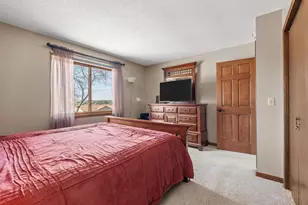 16988 Weaver Lake Dr, Maple Grove, MN 55311 - Photo 23