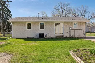 143 Horizon Cir NE, Fridley, MN 55421 - Photo 33