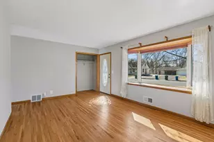 143 Horizon Cir NE, Fridley, MN 55421 - Photo 9