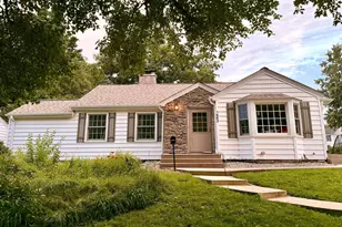 1803 Arona St, Falcon Heights, MN 55113 - Photo 3