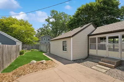 5249 Abbott Avenue S, Minneapolis, MN 55410 - Photo 9