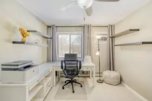 7601 W 101st St, Bloomington, MN 55438 - Photo 11