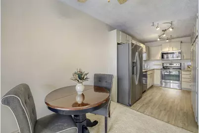 7601 W 101st Street #312, Bloomington, MN 55438 - Photo 5