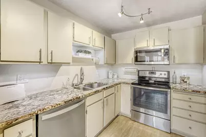 7601 W 101st Street #312, Bloomington, MN 55438 - Photo 7