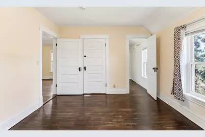 389 Fairview Avenue N, Saint Paul, MN 55104 - Photo 35