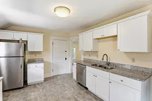 389 Fairview Ave N, Saint Paul, MN 55104 - Photo 31
