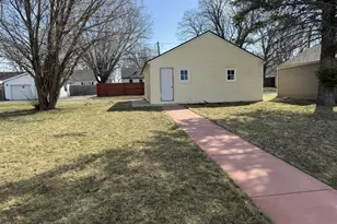 315 S Grant St, Fairmont, MN 56031 - Photo 5