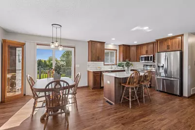 9721 Portal Drive, Eden Prairie, MN 55347 - Photo 7