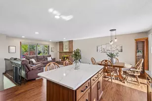 9721 Portal Dr, Eden Prairie, MN 55347 - Photo 5