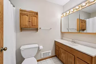 9721 Portal Dr, Eden Prairie, MN 55347 - Photo 19