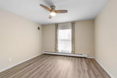 2800 Hamline Avenue N #329, Roseville, MN 55113 - Photo 35