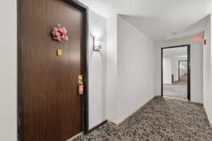 2800 Hamline Ave N, Roseville, MN 55113 - Photo 21