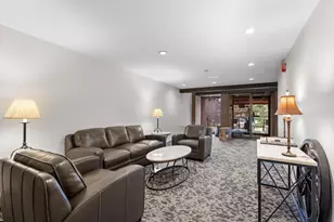 2800 Hamline Ave N, Roseville, MN 55113 - Photo 9