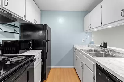 2800 Hamline Avenue N #329, Roseville, MN 55113 - Photo 25