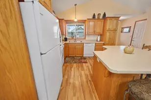 828 Aspen Cir, Waite Park, MN 56387 - Photo 5