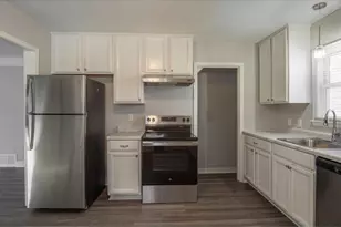 5247 Dupont Aveue N, Minneapolis, MN 55430 - Photo 3