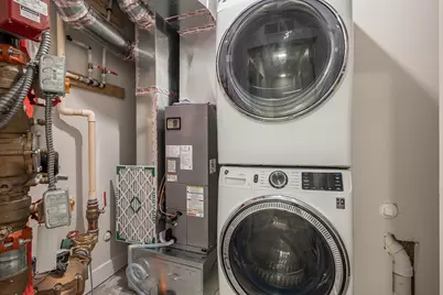 2413 1st Avenue S, Minneapolis, MN 55404 - Photo 33