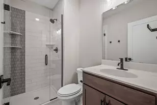 2413 1st Ave S, Minneapolis, MN 55404 - Photo 27